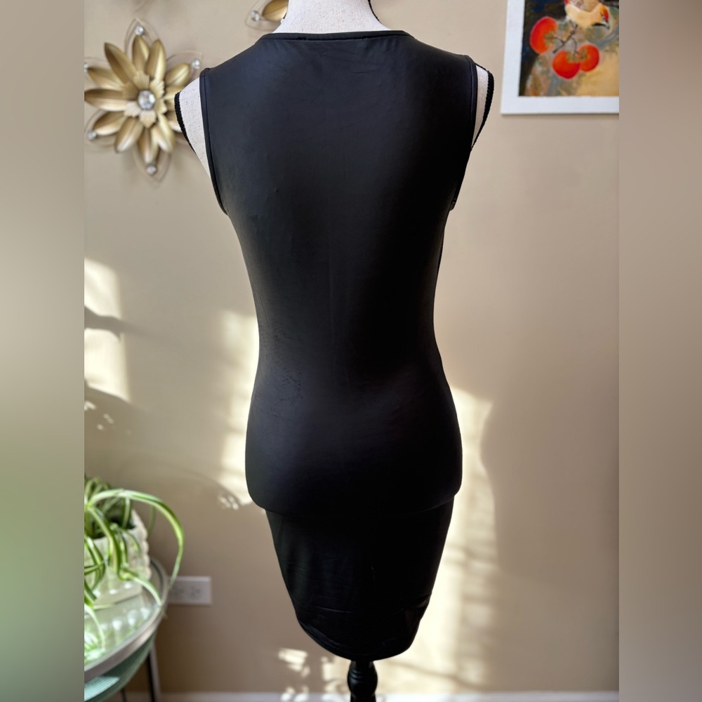 Symphony Tartan Red and Black Plaid Midi Dress - Picture 8 of 15